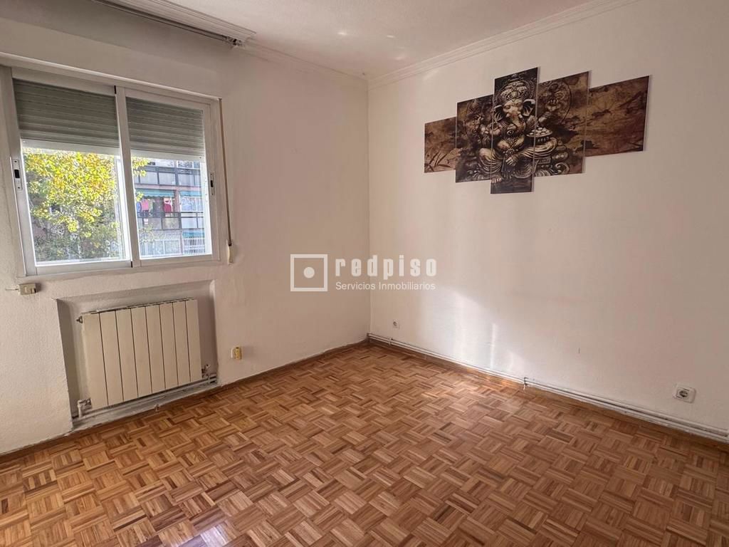 Piso en alquiler en calle De Aldeanueva De La Vera, Latina, Madrid 6/13