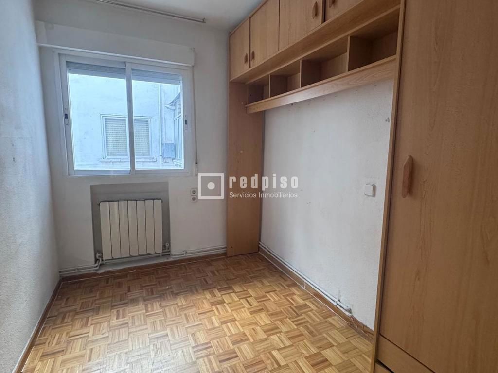 Piso en alquiler en calle De Aldeanueva De La Vera, Latina, Madrid 7/13