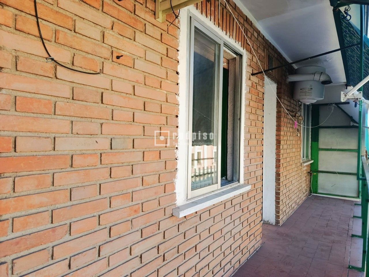 Piso en venta en  calle de la Chirimoya, Madrid  1/1