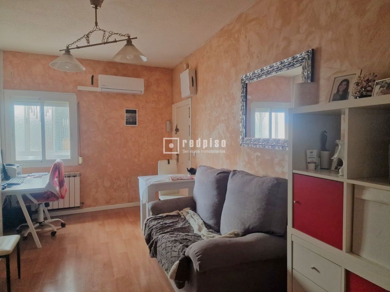 Piso en venta en  calle de la Zarzuela, Madrid  1/1