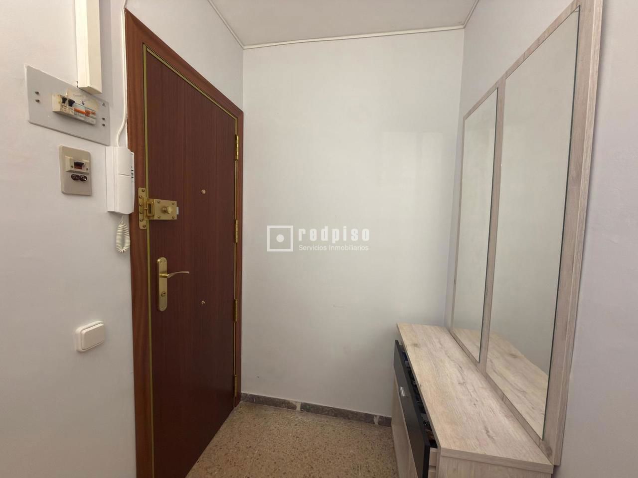 Piso en alquiler  Canet de Mar, Barcelona  14/17