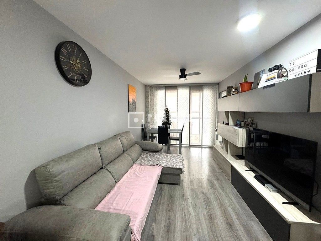 Piso en venta en  San Fernando de Henares, Madrid  2/29