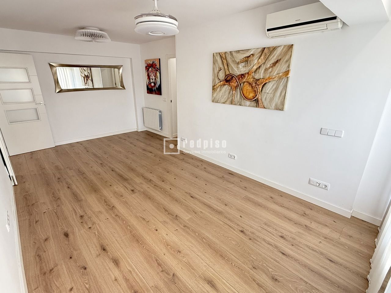 Piso en venta en calle De Valle Inclán, Latina, Madrid 7/30