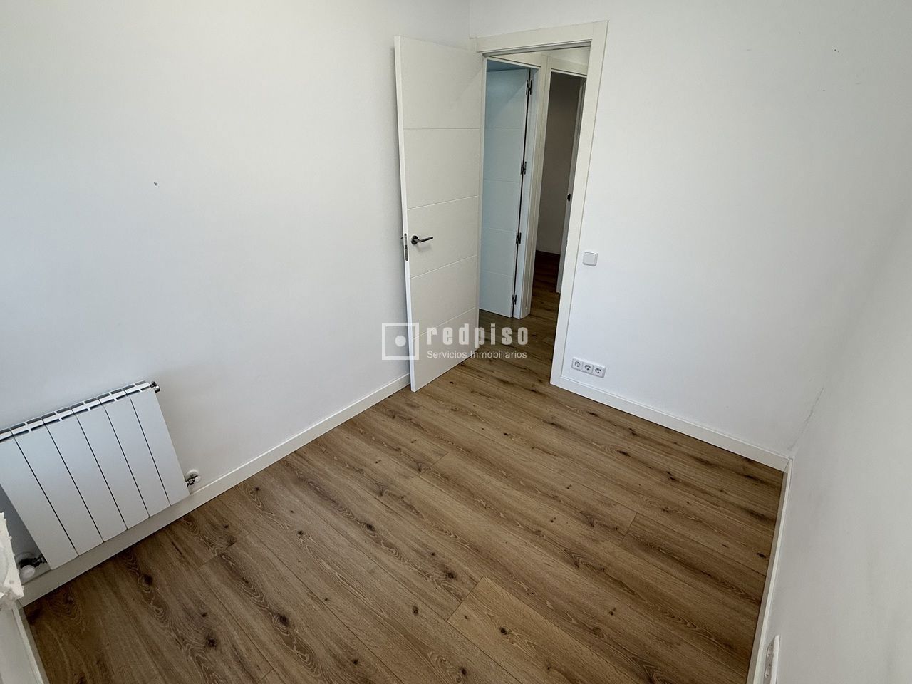 Piso en venta en calle De Valle Inclán, Latina, Madrid 16/30