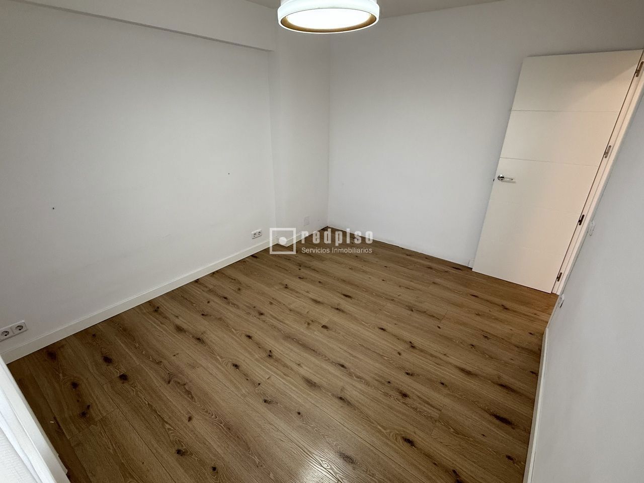 Piso en venta en calle De Valle Inclán, Latina, Madrid 13/30