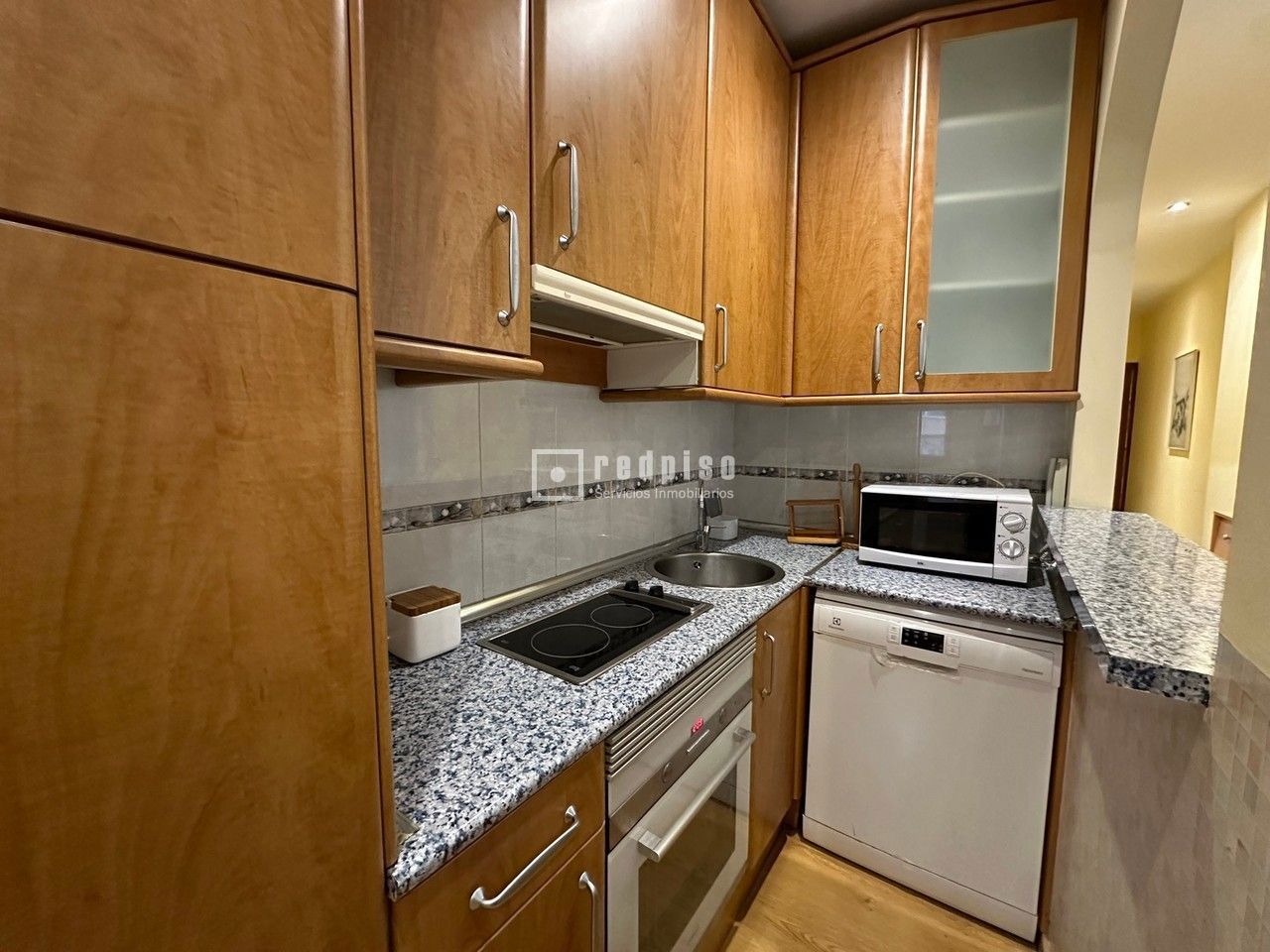 Piso en venta en calle De Guillermo De Osma, Usera, Madrid 7/10