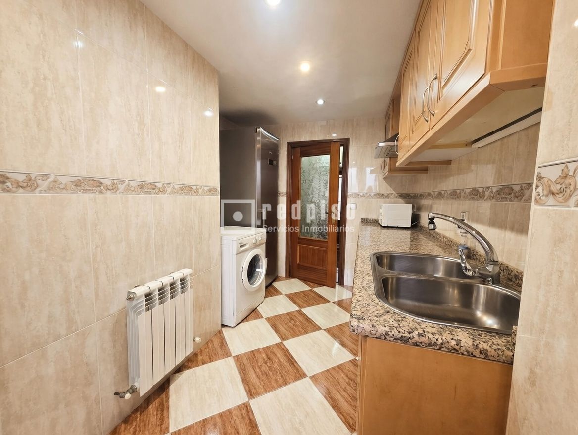 Piso en venta en Alcorcón, Madrid 2/25