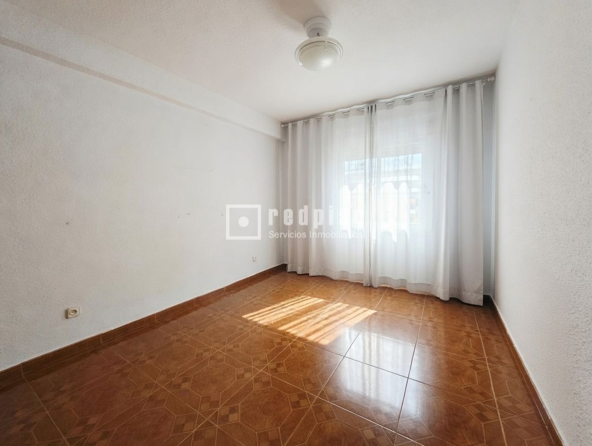 Piso en venta en Alcorcón, Madrid 15/25