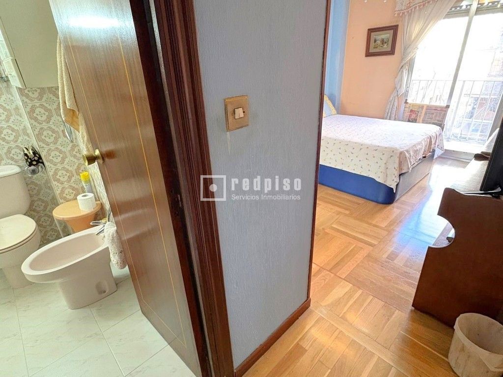 Piso en venta en Usera, Madrid 7/43