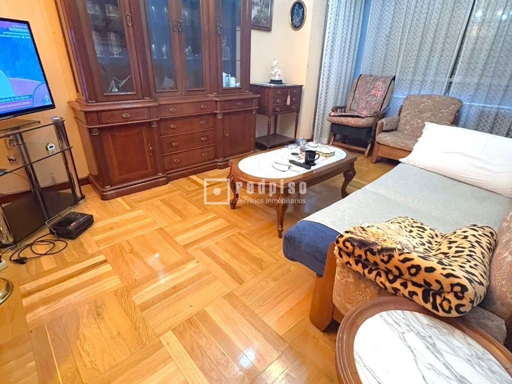 Piso en venta en Usera, Madrid 6/43