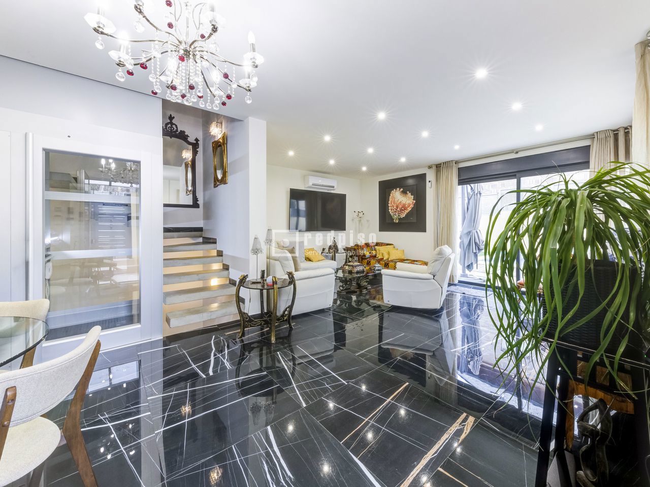 Casa en venta en  Pozuelo de Alarcón, Madrid  1/1