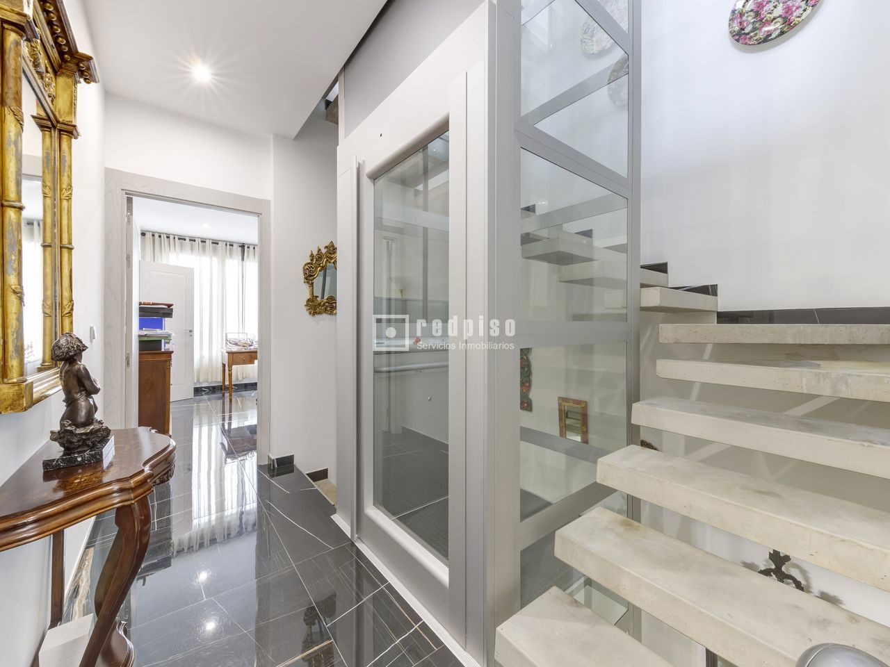 Casa en venta en Pozuelo De Alarcón, Madrid 25/48