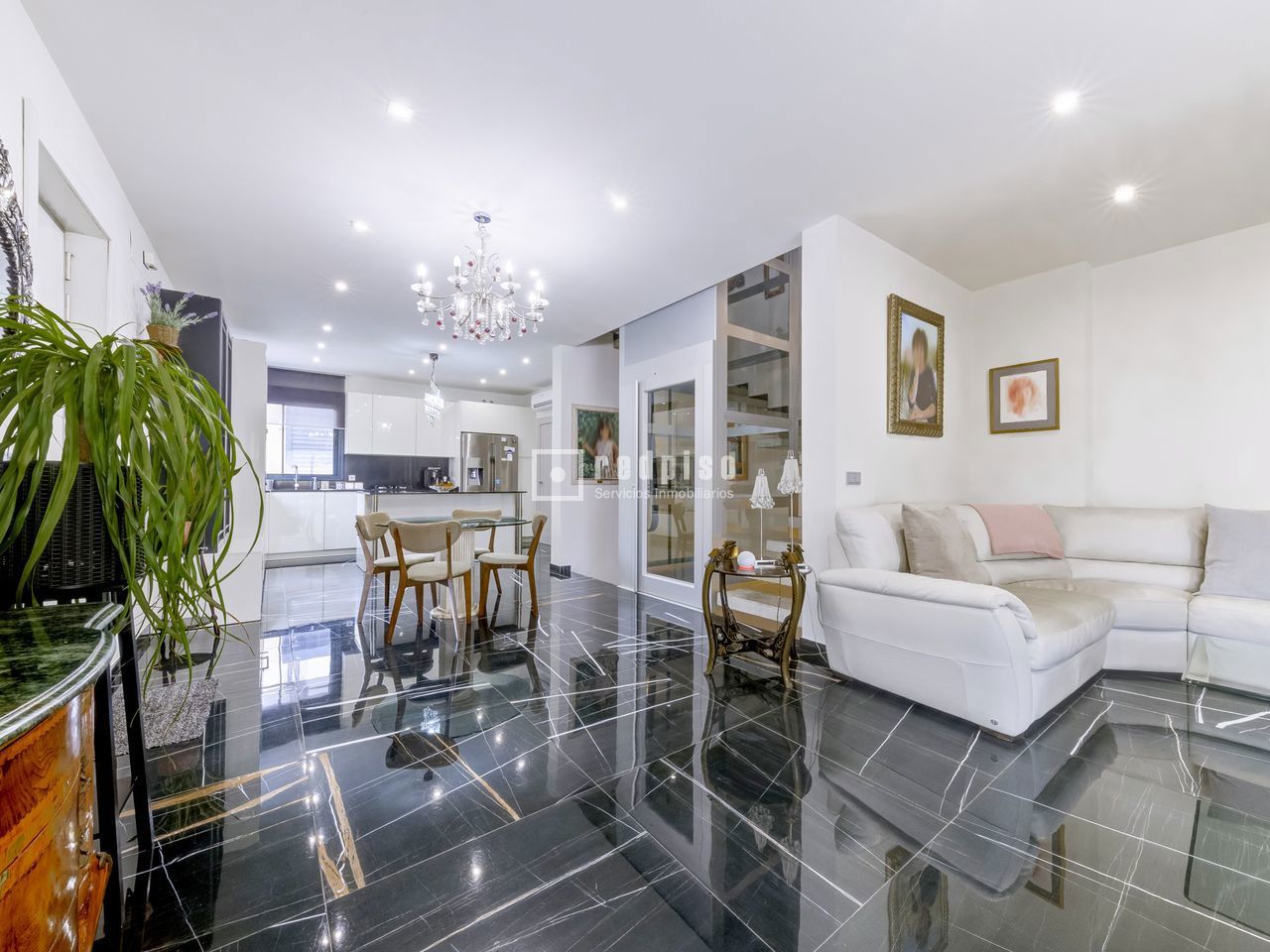 Casa en venta en Pozuelo De Alarcón, Madrid 4/48