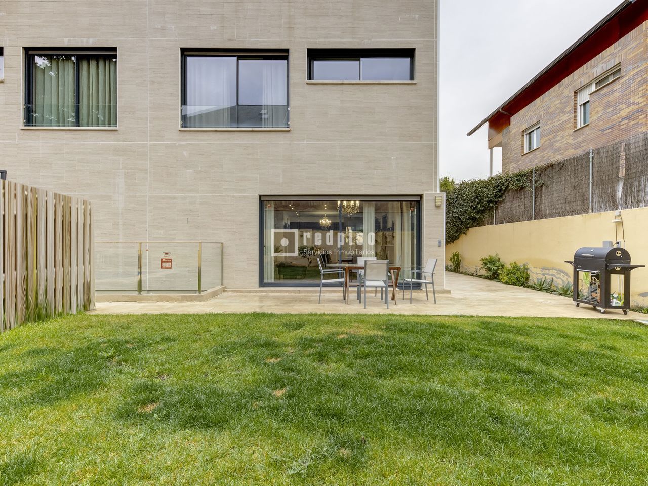 Casa en venta en Pozuelo De Alarcón, Madrid 11/49