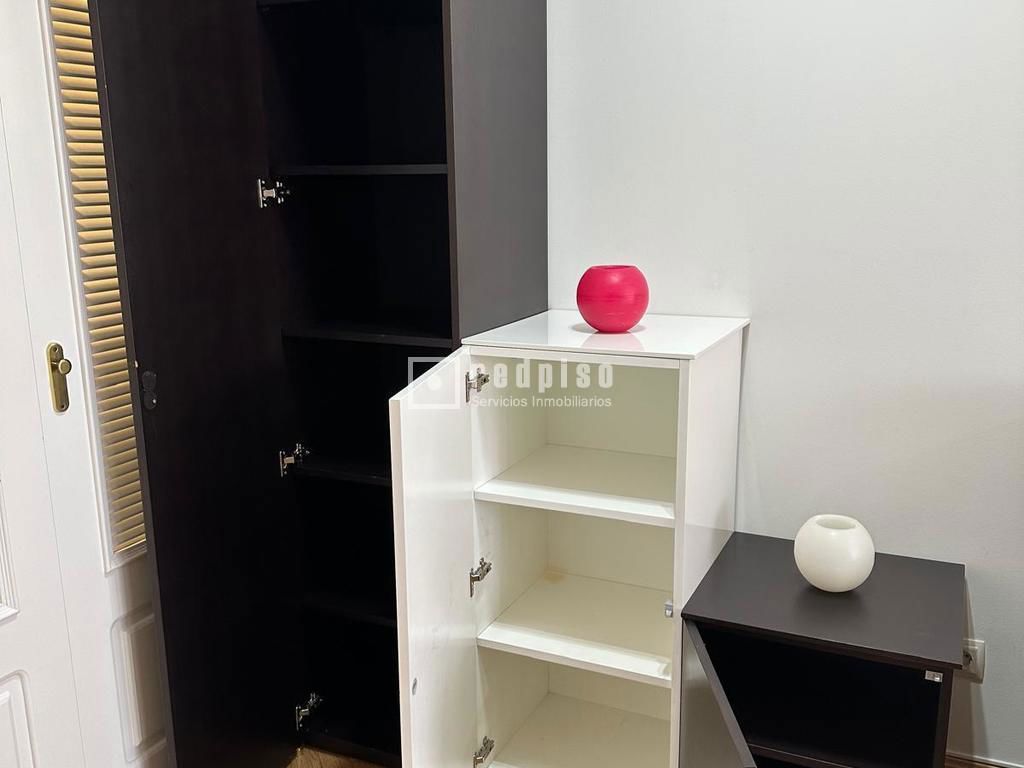 Piso en alquiler en  calle del Cardenal Tavera, Hortaleza, Madrid  8/34