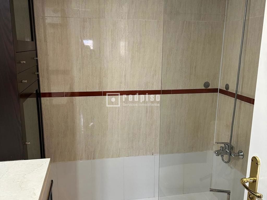 Piso en alquiler en  calle del Cardenal Tavera, Hortaleza, Madrid  15/34