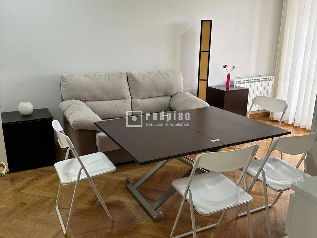 Piso en alquiler en  calle del Cardenal Tavera, Hortaleza, Madrid  7/34