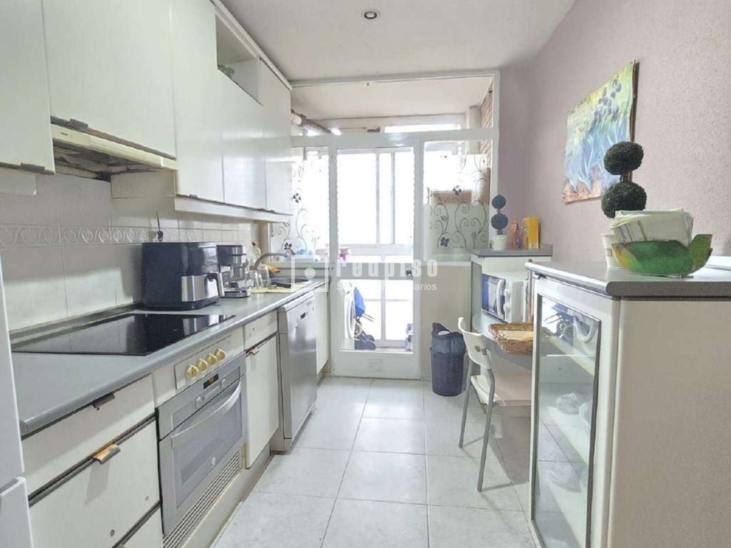 Piso en venta en Torrejón De Ardoz, Madrid 12/30