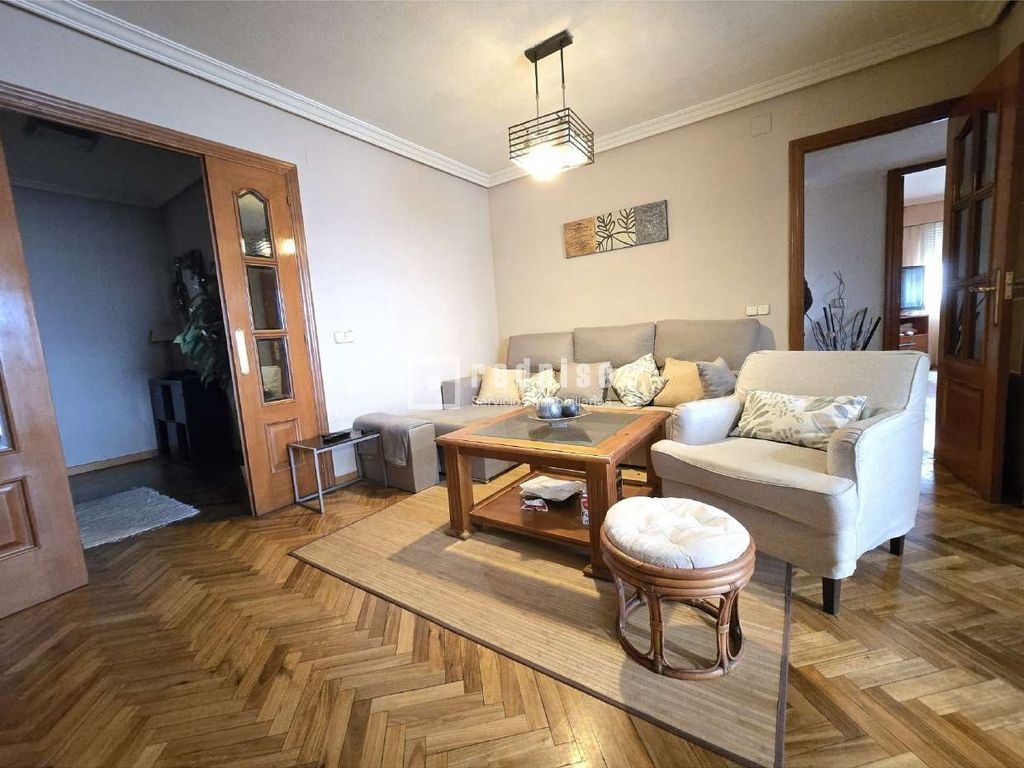 Piso en venta en Torrejón De Ardoz, Madrid 7/30