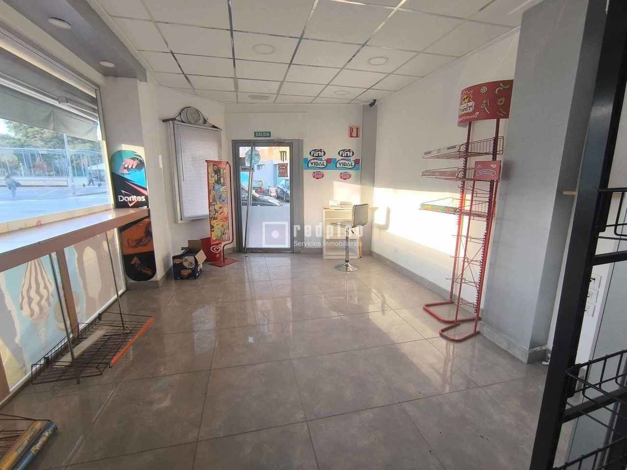 Local en alquiler en  calle de la Torre de la Marquesa, Murcia  1/1