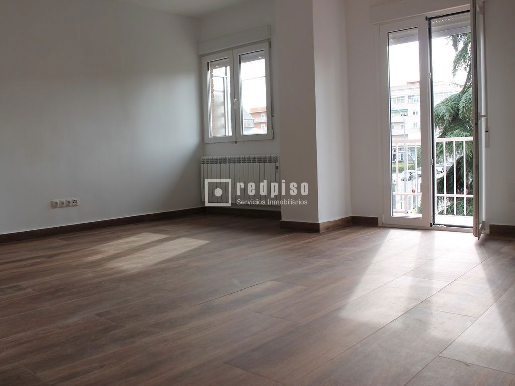 Piso en alquiler en calle De Gutierre De Cetina, Madrid, Madrid 3/15