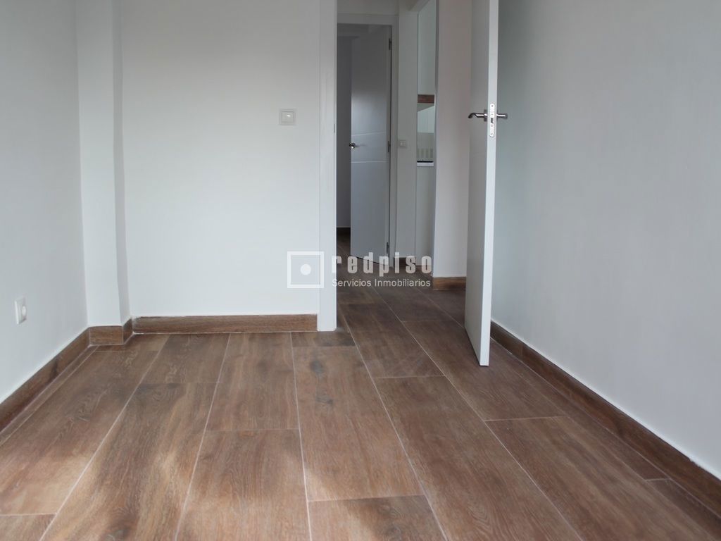 Piso en alquiler en calle De Gutierre De Cetina, Madrid, Madrid 5/15