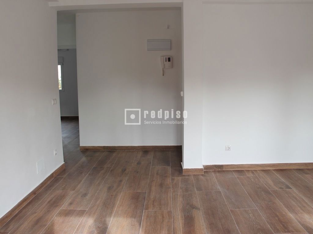 Piso en alquiler en calle De Gutierre De Cetina, Madrid, Madrid 4/15