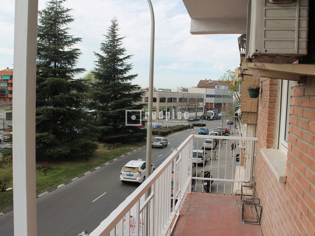 Piso en alquiler en calle De Gutierre De Cetina, Madrid, Madrid 14/15