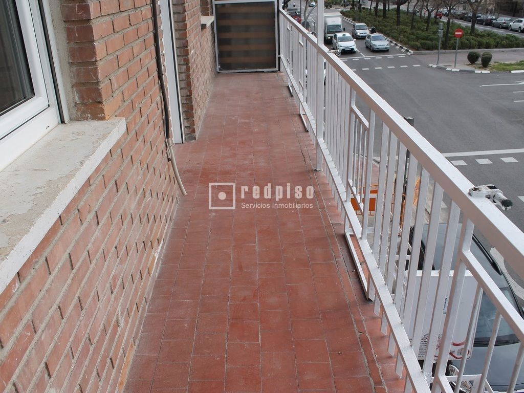 Piso en alquiler en calle De Gutierre De Cetina, Madrid, Madrid 13/15