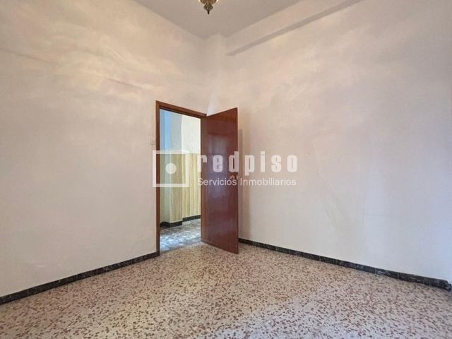 Casa en venta en  calle de Manuel López Farfán, San Juan de Aznalfarache, Sevilla  13/25