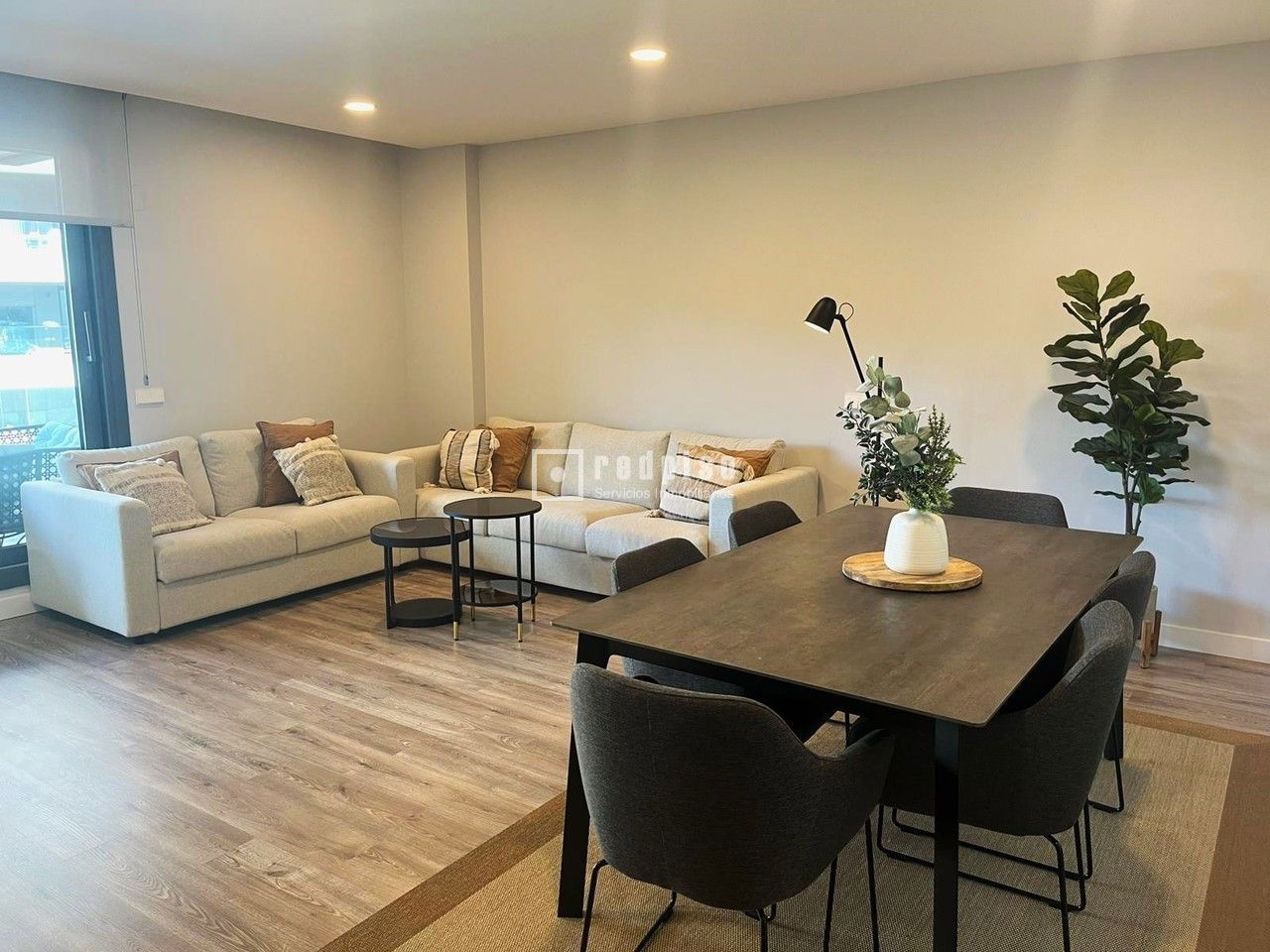 Piso en alquiler en  avenida de Isabel de Valois, Madrid  8/61