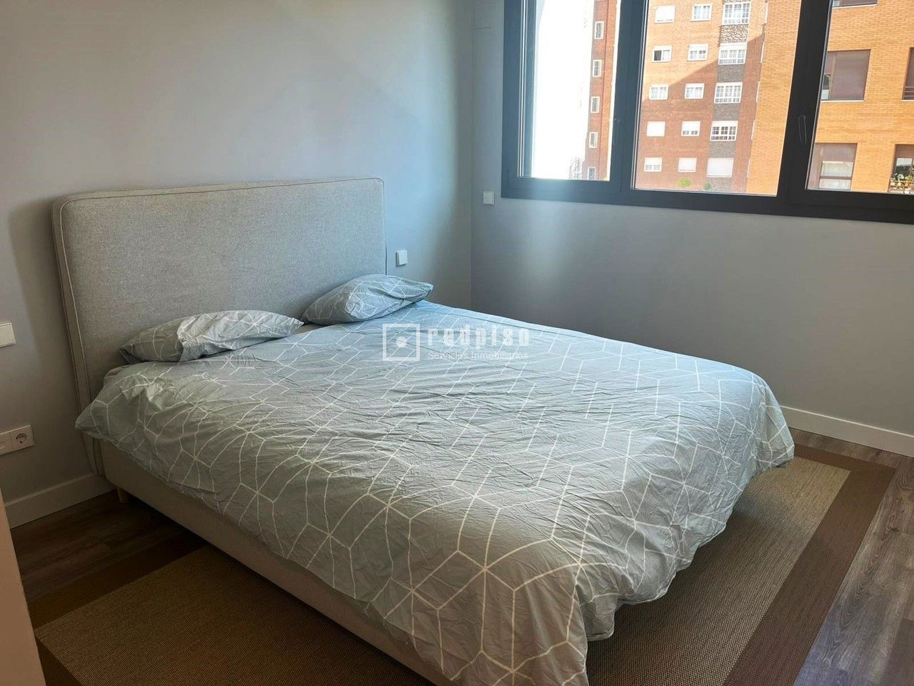 Piso en alquiler en  avenida de Isabel de Valois, Madrid  24/61