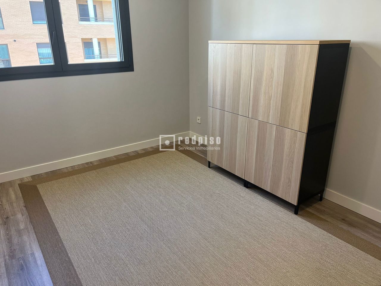 Piso en alquiler en  avenida de Isabel de Valois, Madrid  46/61