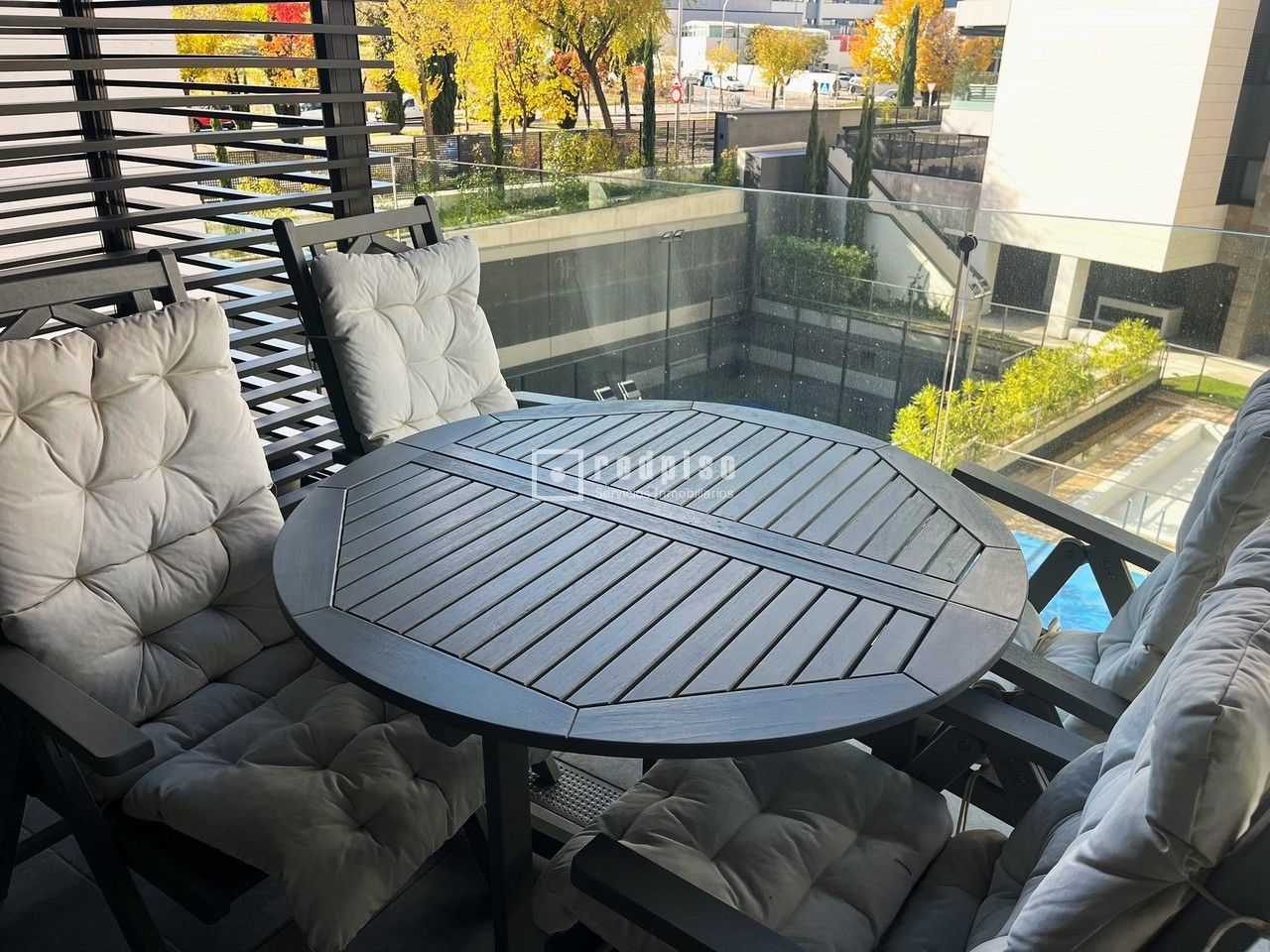 Piso en alquiler en  avenida de Isabel de Valois, Madrid  2/61