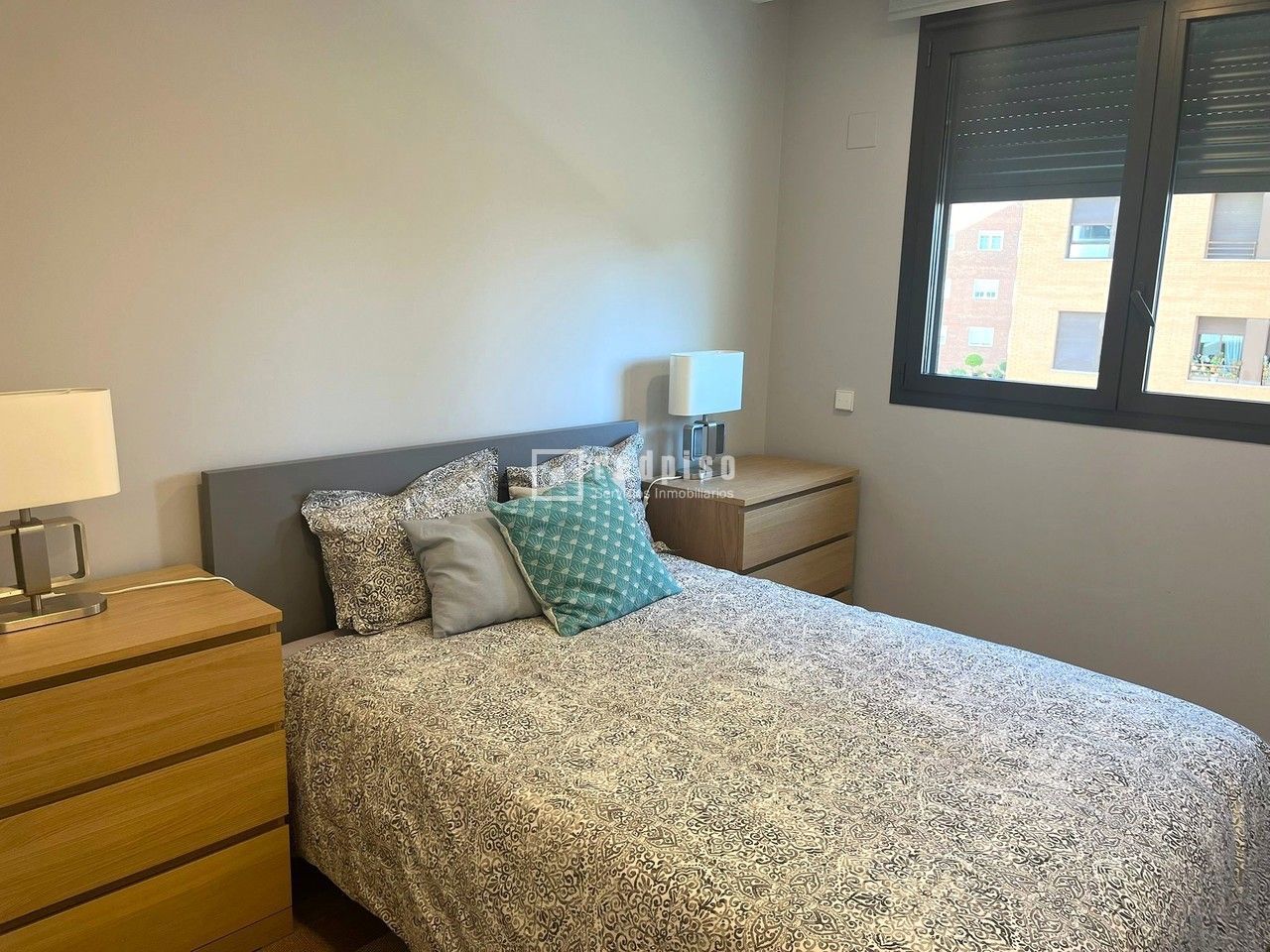 Piso en alquiler en  avenida de Isabel de Valois, Madrid  35/61