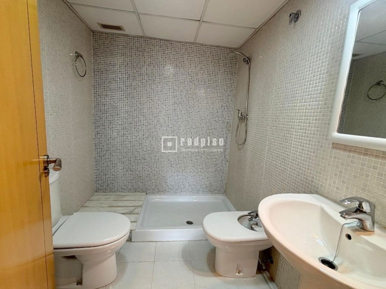 Piso en alquiler  calle Pedralba, Benaguasil, Valencia  8/20