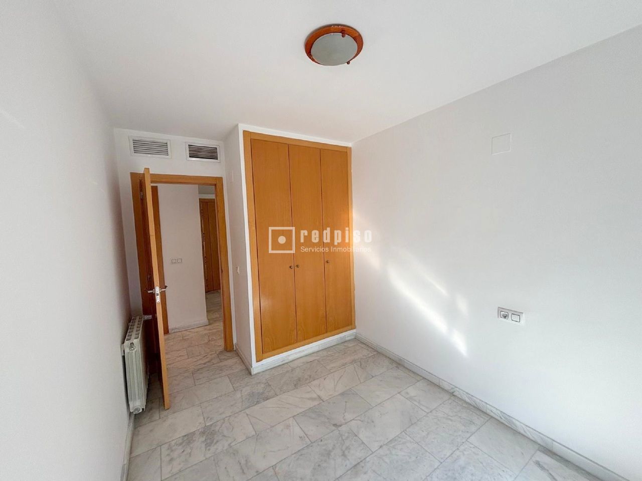 Piso en alquiler  calle Pedralba, Benaguasil, Valencia  12/20