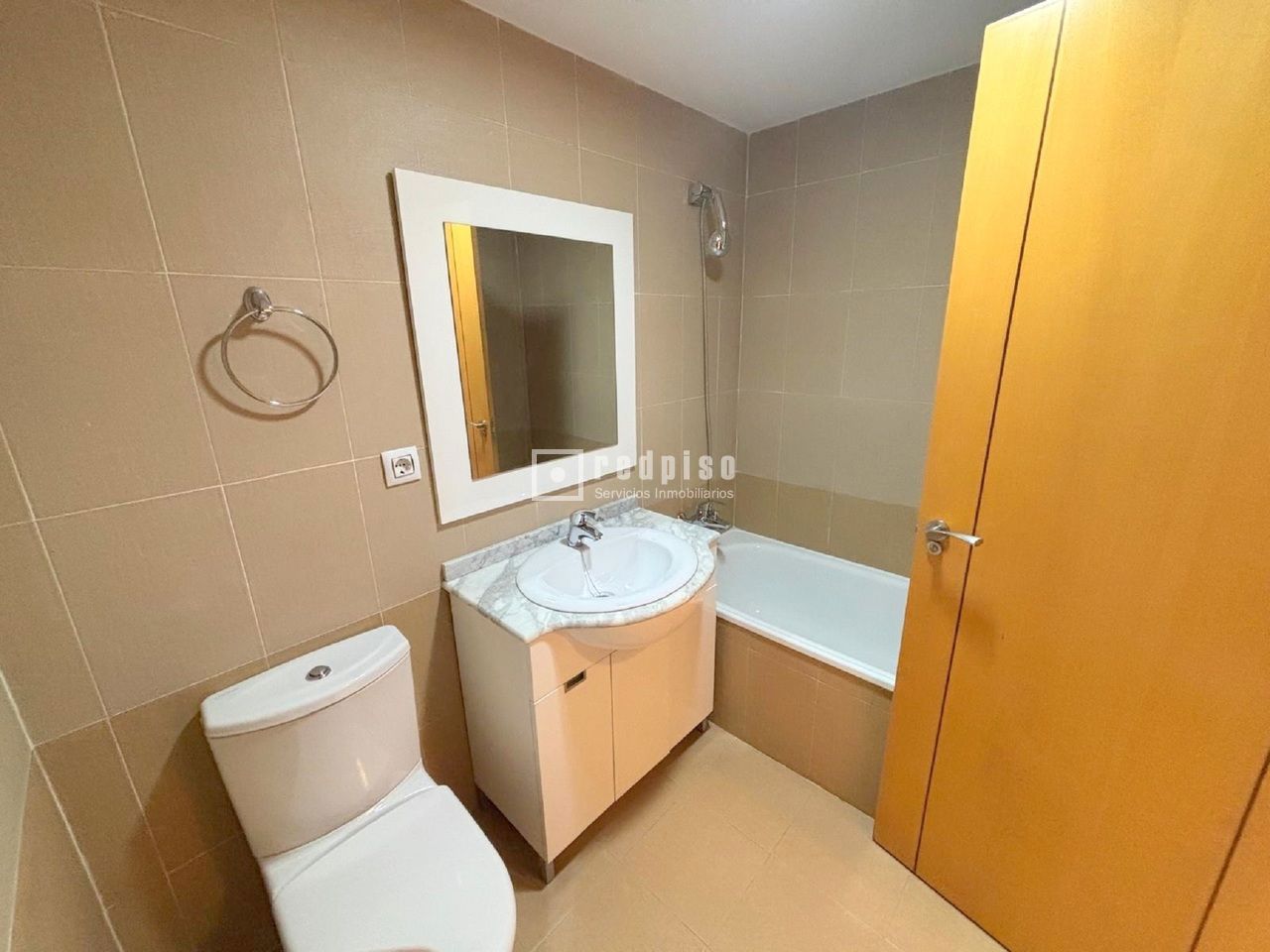 Piso en alquiler  calle Pedralba, Benaguasil, Valencia  7/20