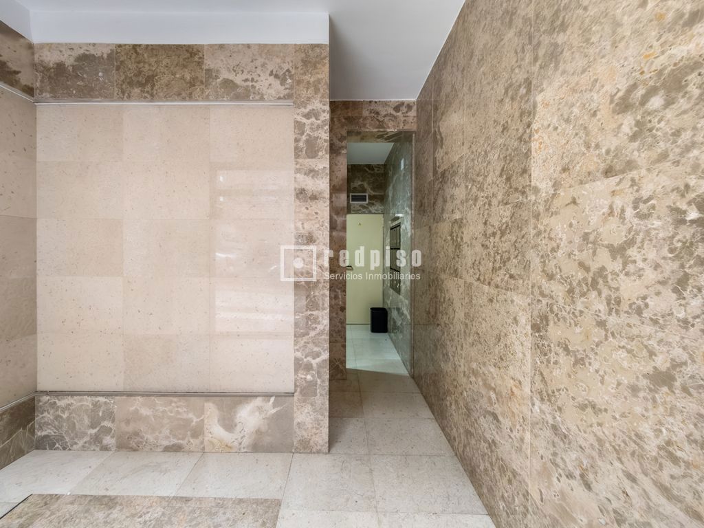 Piso en venta en paseo Del Marqués De Zafra, Salamanca, Madrid 17/18