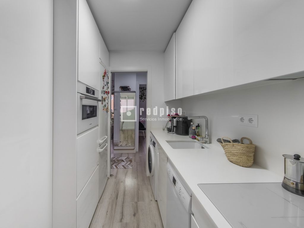 Piso en venta en paseo Del Marqués De Zafra, Salamanca, Madrid 9/18