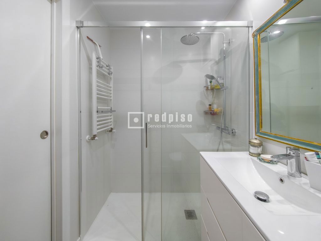 Piso en venta en paseo Del Marqués De Zafra, Salamanca, Madrid 15/18