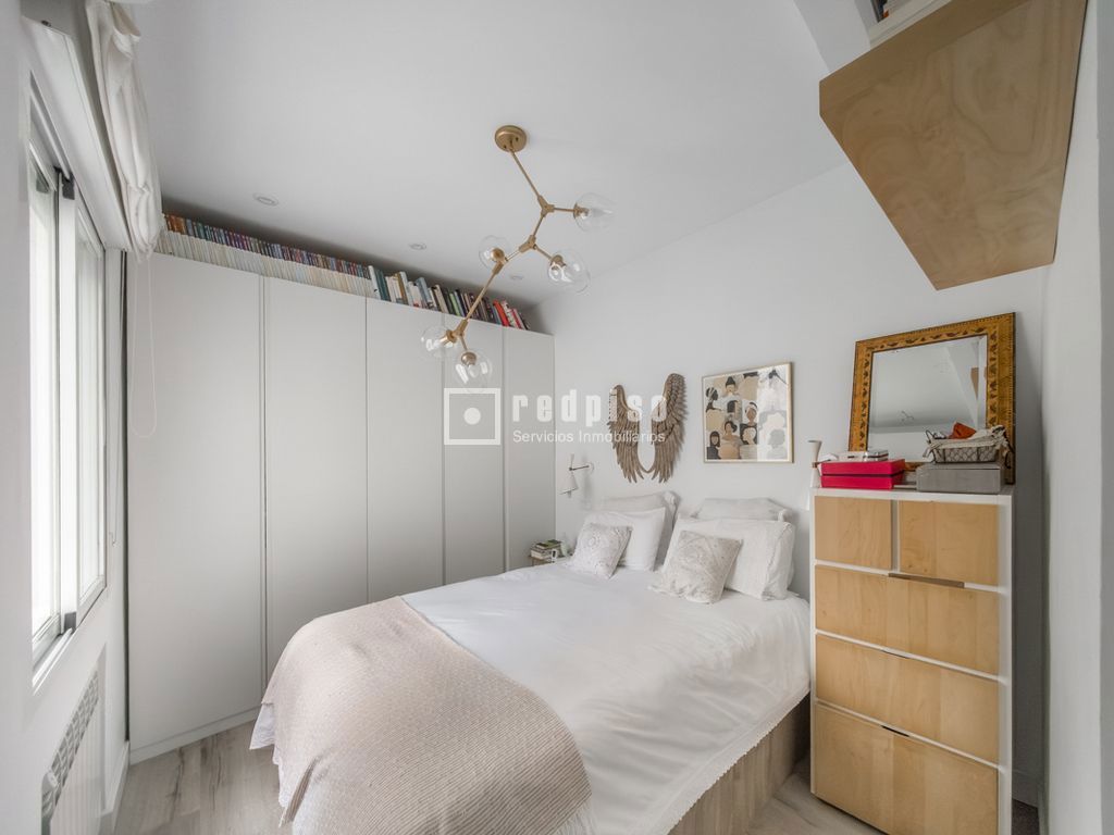 Piso en venta en paseo Del Marqués De Zafra, Salamanca, Madrid 5/18