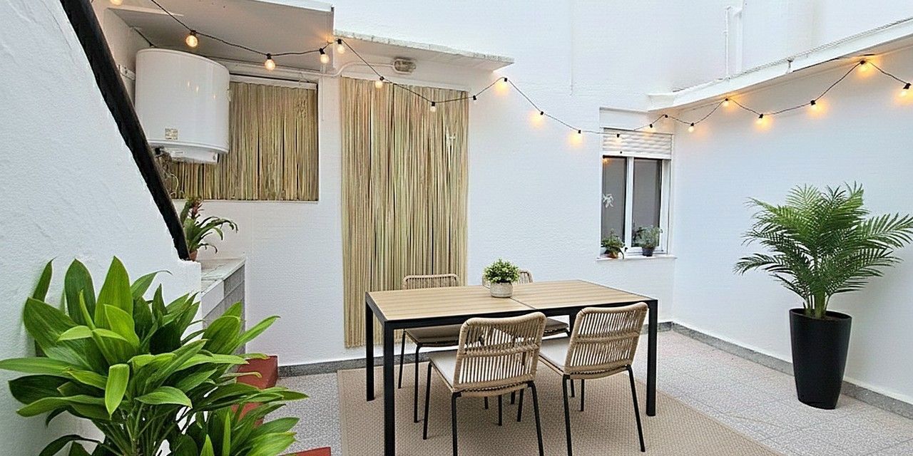 Piso en venta en  Aldaia, Valencia  1/35