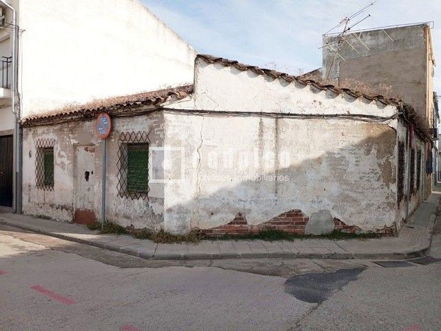 Casa en venta en  calle de San Fermín, Talavera de la Reina, Toledo  4/15