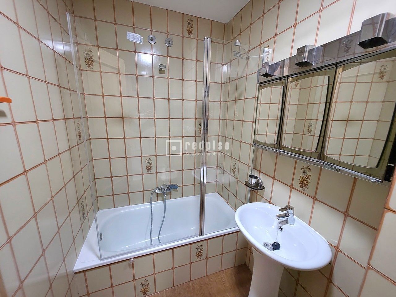 Piso en alquiler en calle Llano De La Zaidia, La Saïdia, València 14/26