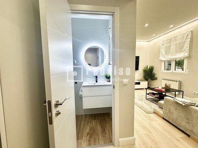 Piso en alquiler en calle De Alcántara, Madrid, Madrid 5/12