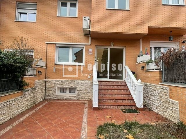 Casa en alquiler en  Boadilla del Monte, Madrid  29/42