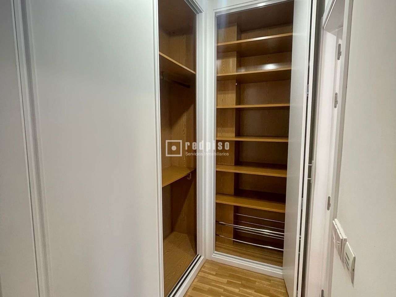 Casa en alquiler en  Boadilla del Monte, Madrid  32/42