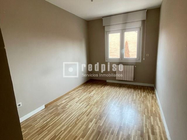 Casa en alquiler en  Boadilla del Monte, Madrid  12/42