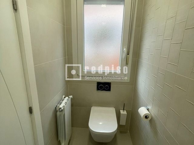 Casa en alquiler en  Boadilla del Monte, Madrid  25/42